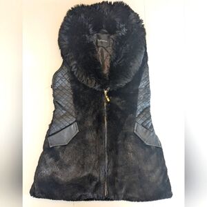 YAYA & CO Faux Fur Vest